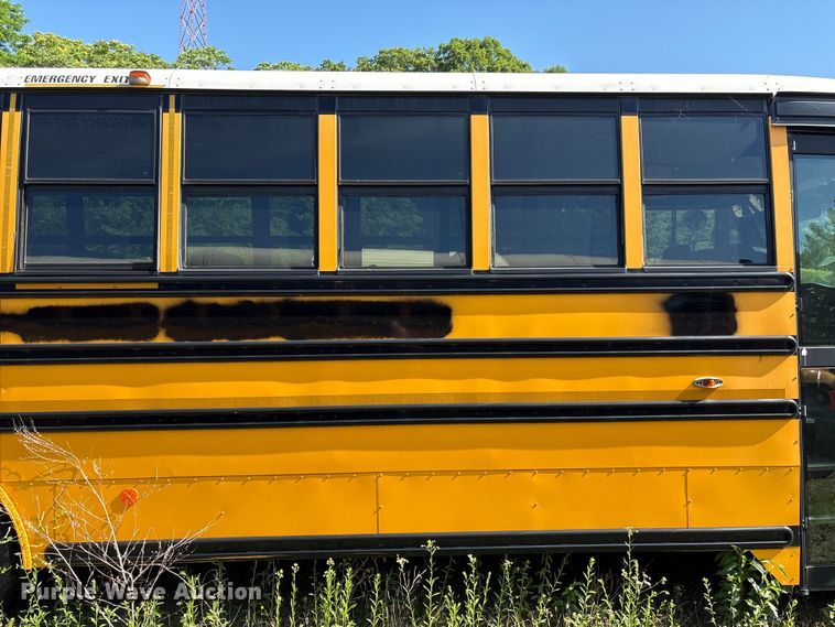 image for item EF1207 2008 Thomas Built B2 school bus