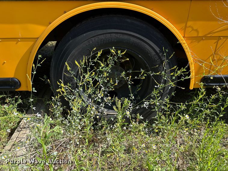 image for item EF1207 2008 Thomas Built B2 school bus