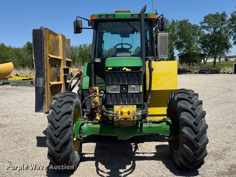 image for item EF2471 2000 John Deere 7210 MFWD tractor