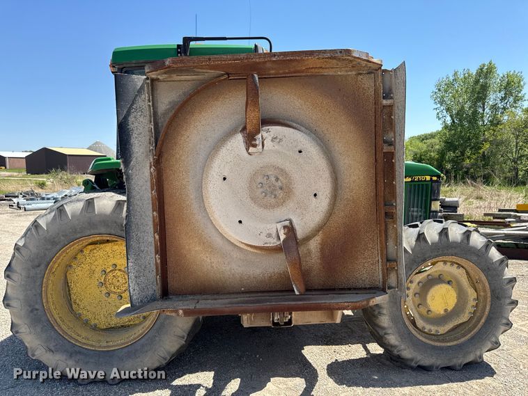 image for item EF2471 2000 John Deere 7210 MFWD tractor