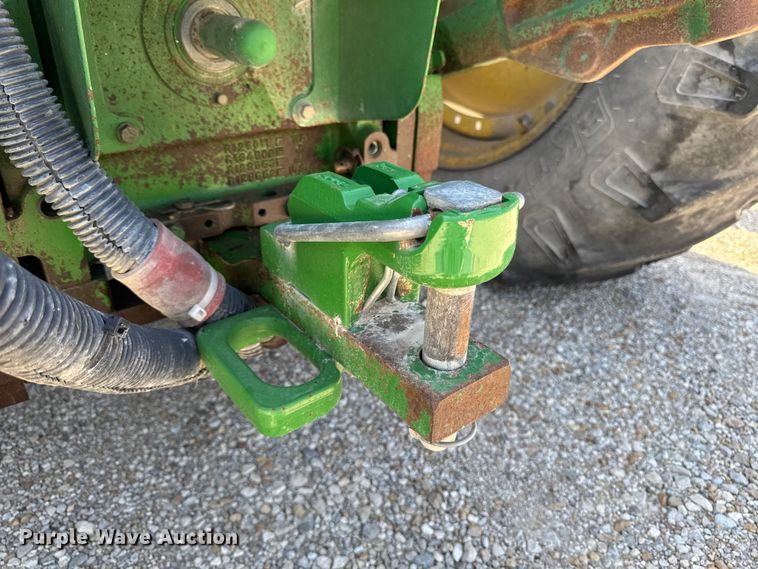 image for item EF2471 2000 John Deere 7210 MFWD tractor