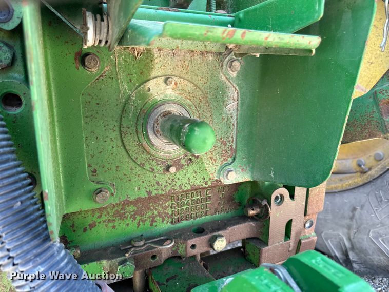 image for item EF2471 2000 John Deere 7210 MFWD tractor