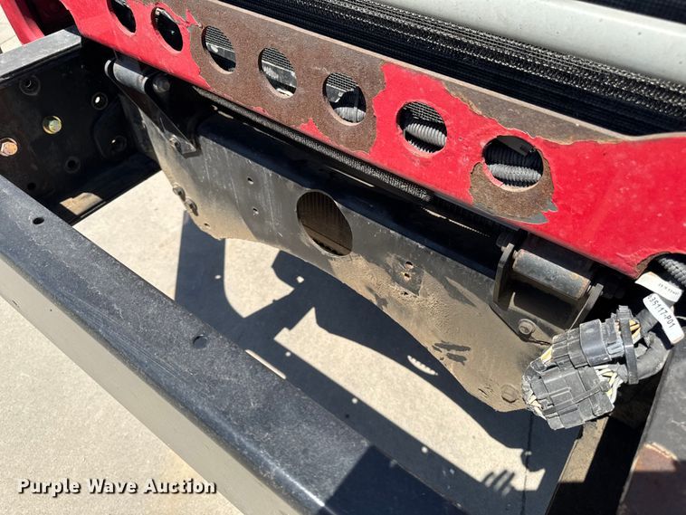 image for item EF2472 2017 Mack GU813 truck cab and chassis