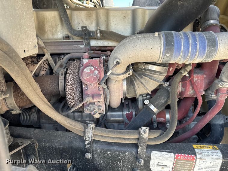 image for item EF2472 2017 Mack GU813 truck cab and chassis