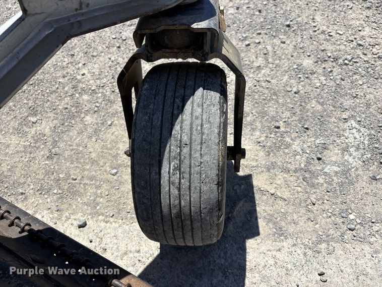 image for item EJ7816 Alton TRX 766i ZTR lawn mower