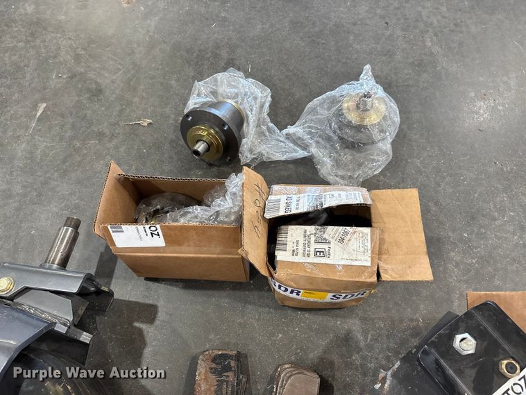 image for item EJ7816 Alton TRX 766i ZTR lawn mower