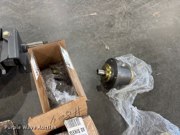 image for item EJ7816 Alton TRX 766i ZTR lawn mower