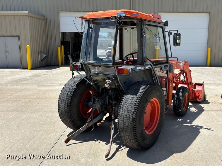 image for item EO4255 Kubota L4200 MFWD tractor
