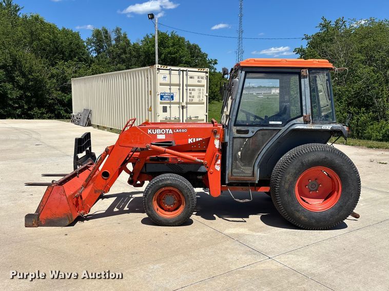 image for item EO4255 Kubota L4200 MFWD tractor