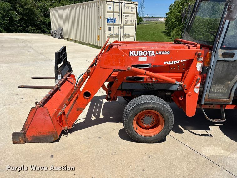 image for item EO4255 Kubota L4200 MFWD tractor