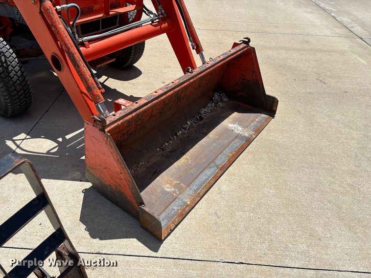 image for item EO4255 Kubota L4200 MFWD tractor