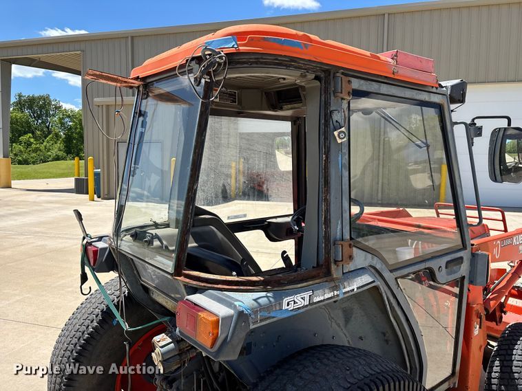 image for item EO4255 Kubota L4200 MFWD tractor