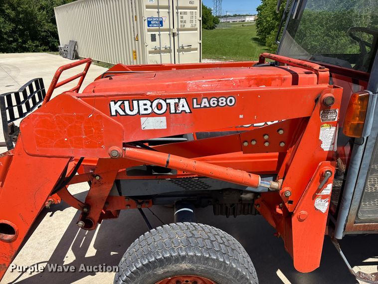 image for item EO4255 Kubota L4200 MFWD tractor