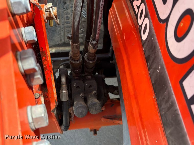 image for item EO4255 Kubota L4200 MFWD tractor