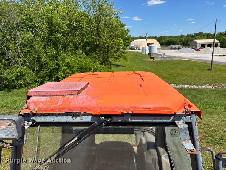 image for item EO4255 Kubota L4200 MFWD tractor