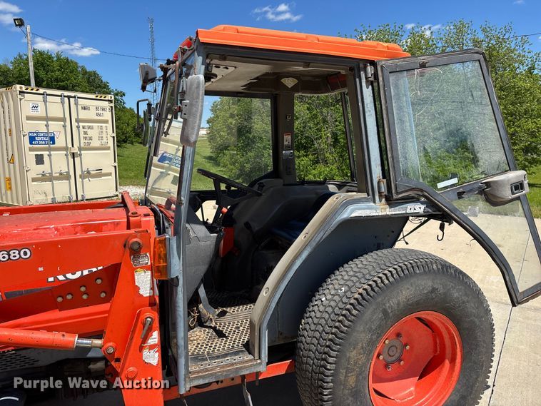 image for item EO4255 Kubota L4200 MFWD tractor