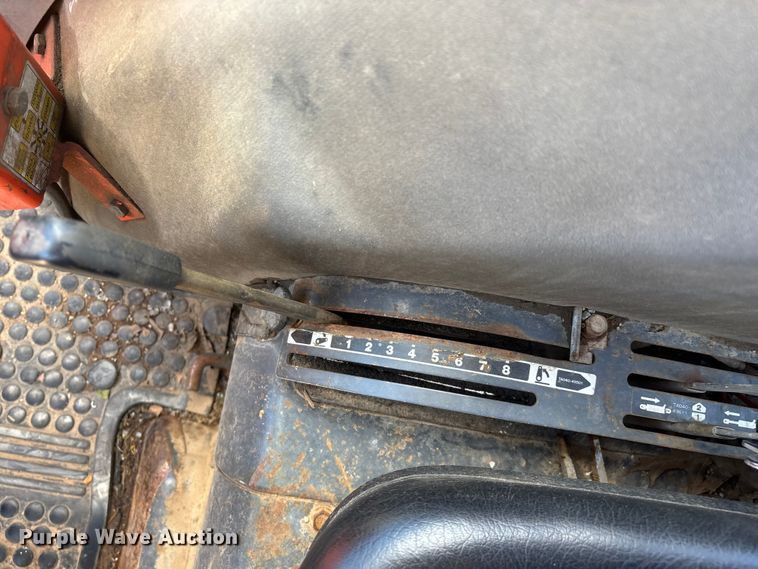 image for item EO4255 Kubota L4200 MFWD tractor