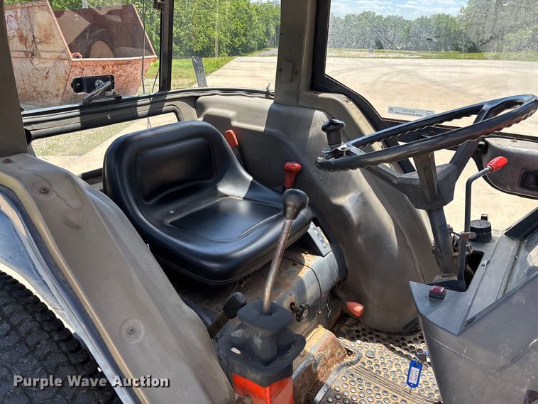 image for item EO4255 Kubota L4200 MFWD tractor