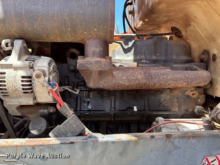 image for item EO4255 Kubota L4200 MFWD tractor