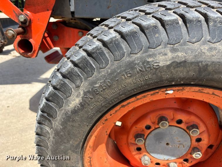 image for item EO4255 Kubota L4200 MFWD tractor