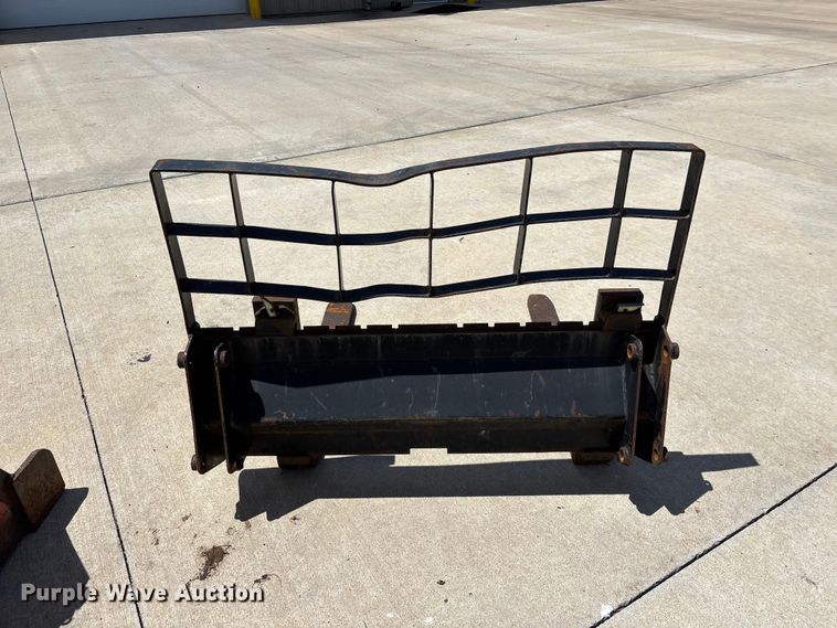 image for item EO4255 Kubota L4200 MFWD tractor