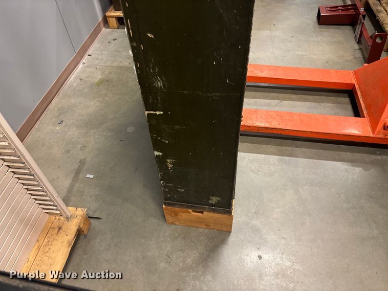 image for item EO4263 Storage shelf