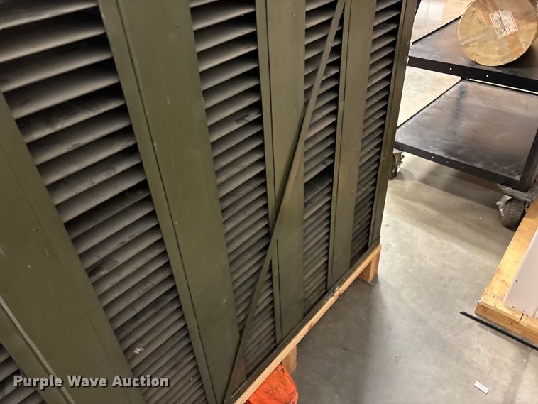 image for item EO4263 Storage shelf