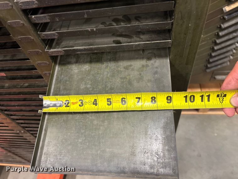 image for item EO4263 Storage shelf