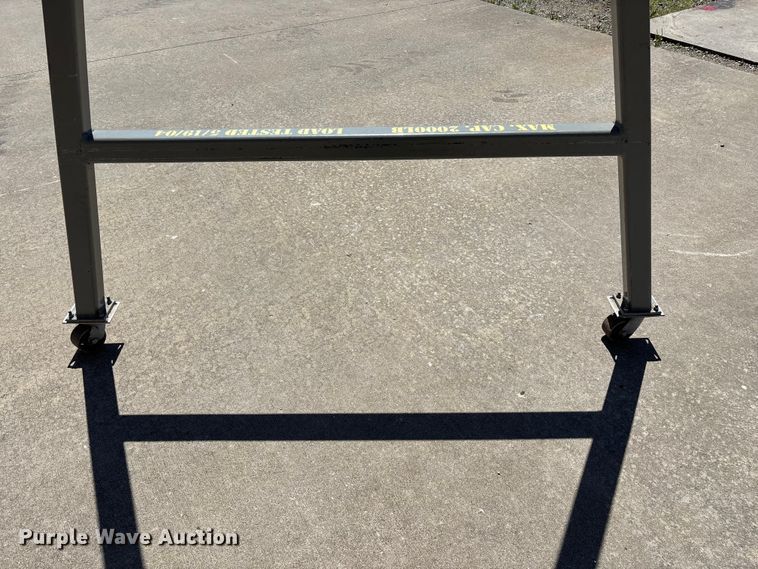 image for item EO4266 A frame hoise