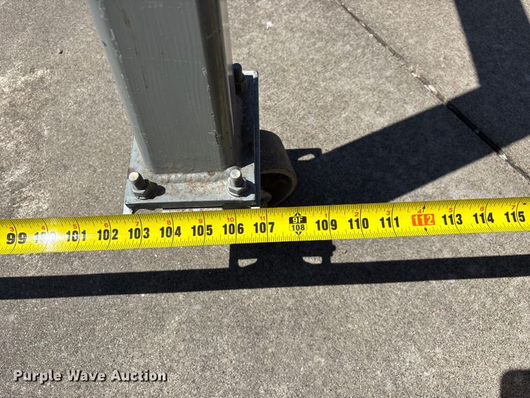 image for item EO4266 A frame hoise