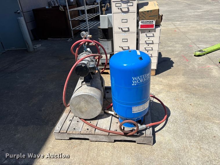 image for item EO4268 Well pump equipment