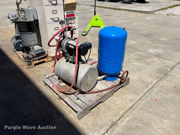 image for item EO4268 Well pump equipment