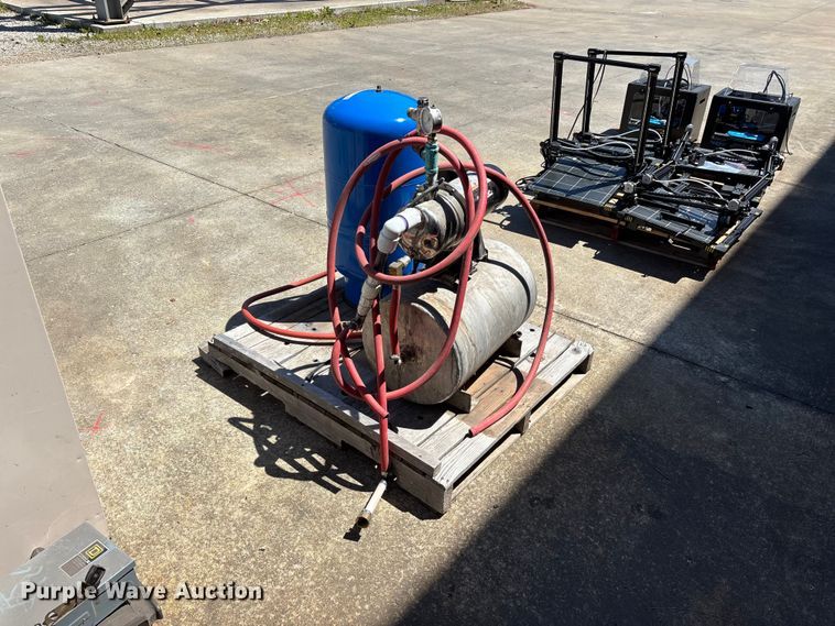 image for item EO4268 Well pump equipment