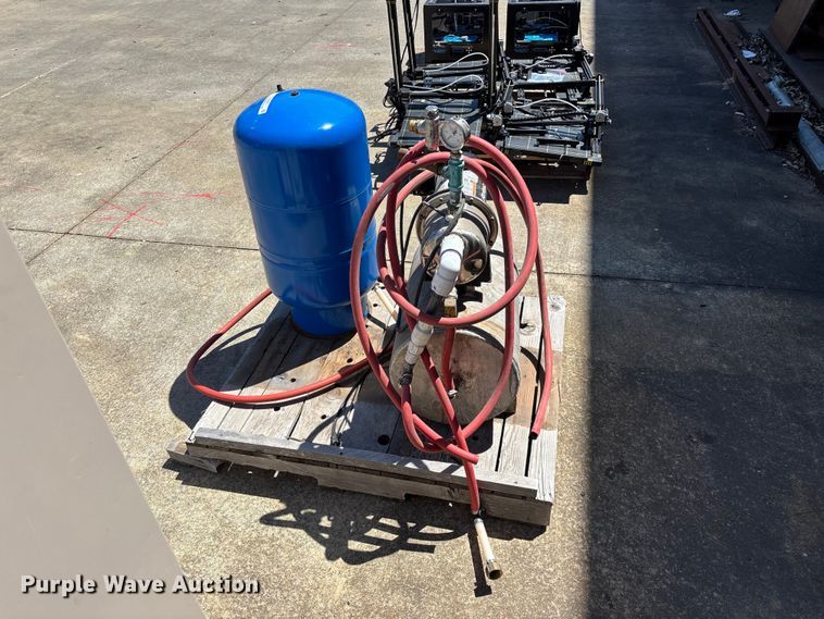 image for item EO4268 Well pump equipment