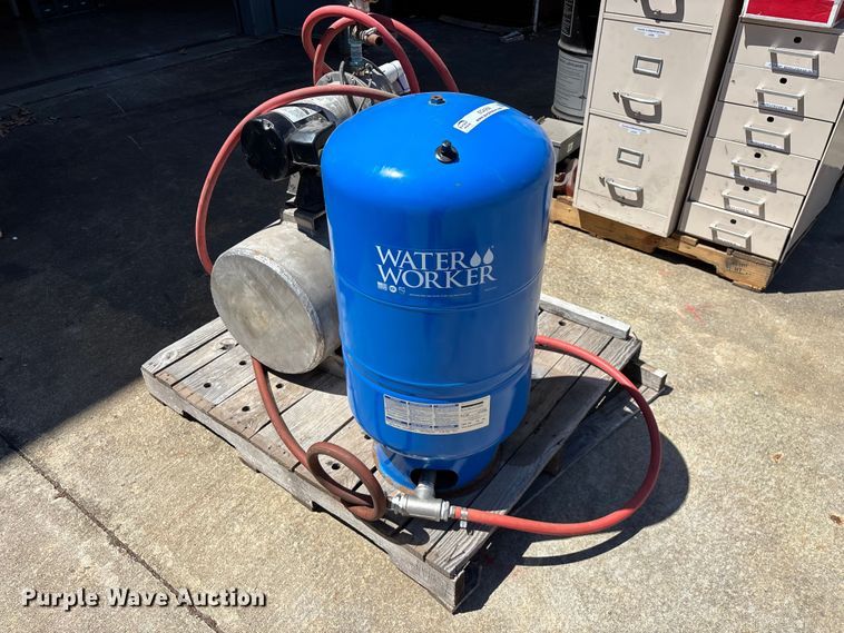 image for item EO4268 Well pump equipment