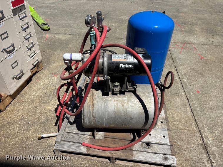 image for item EO4268 Well pump equipment