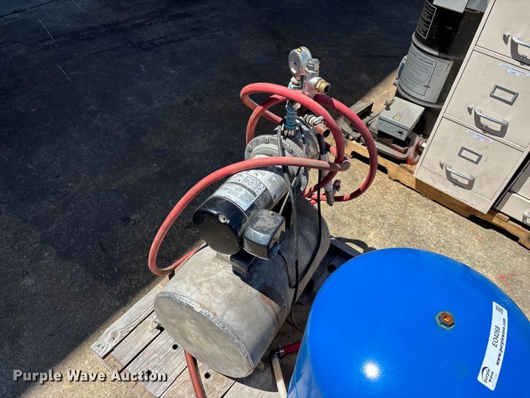 image for item EO4268 Well pump equipment