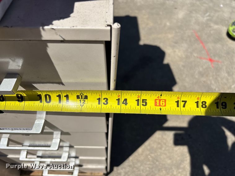 image for item EO4269 Tools