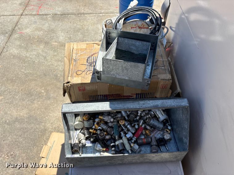 image for item EO4269 Tools
