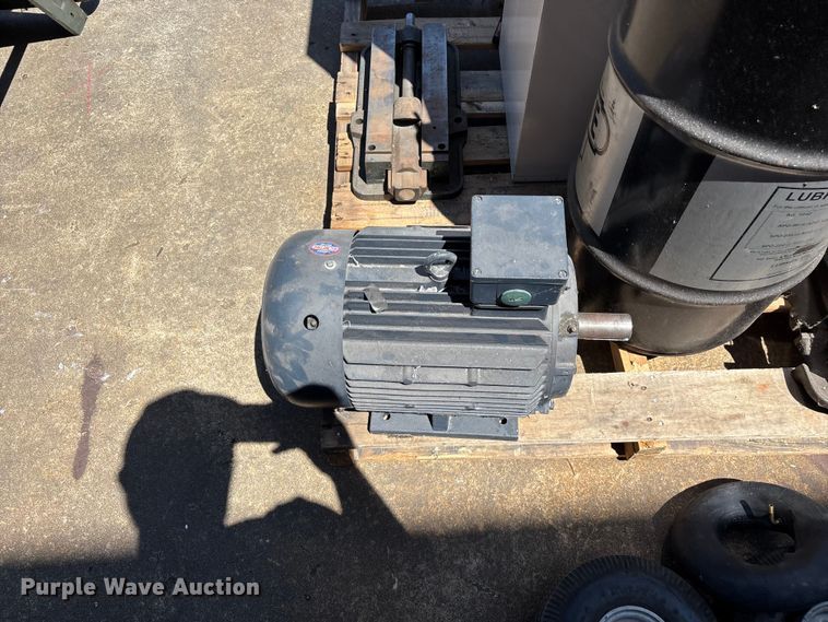 image for item EO4269 Tools