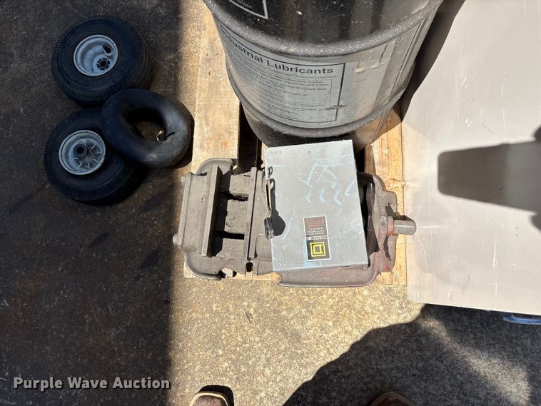 image for item EO4269 Tools