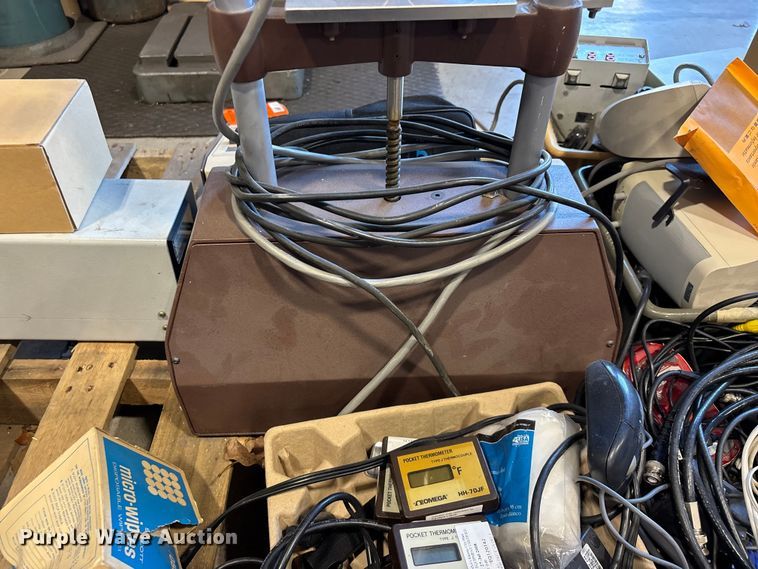 image for item EO4271 Electronics