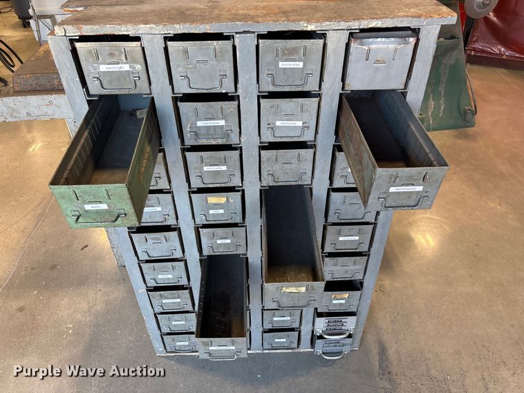 image for item EO4272 Tools