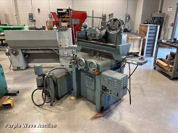 image for item EO4277 DoAll D-6 grinder