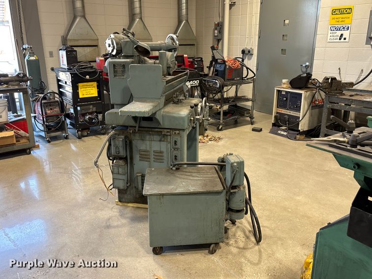 image for item EO4277 DoAll D-6 grinder
