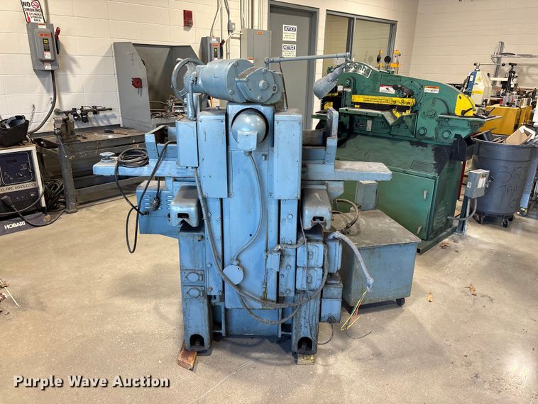 image for item EO4277 DoAll D-6 grinder