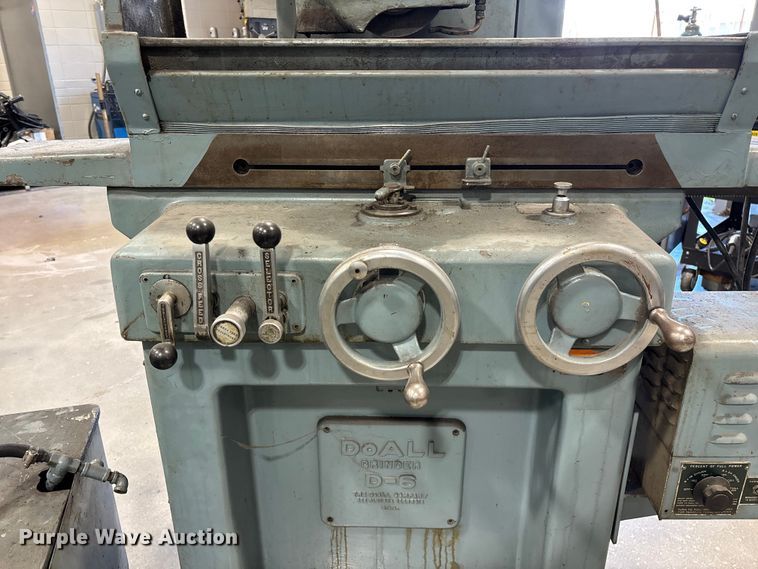 image for item EO4277 DoAll D-6 grinder