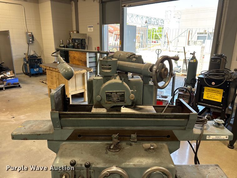 image for item EO4277 DoAll D-6 grinder