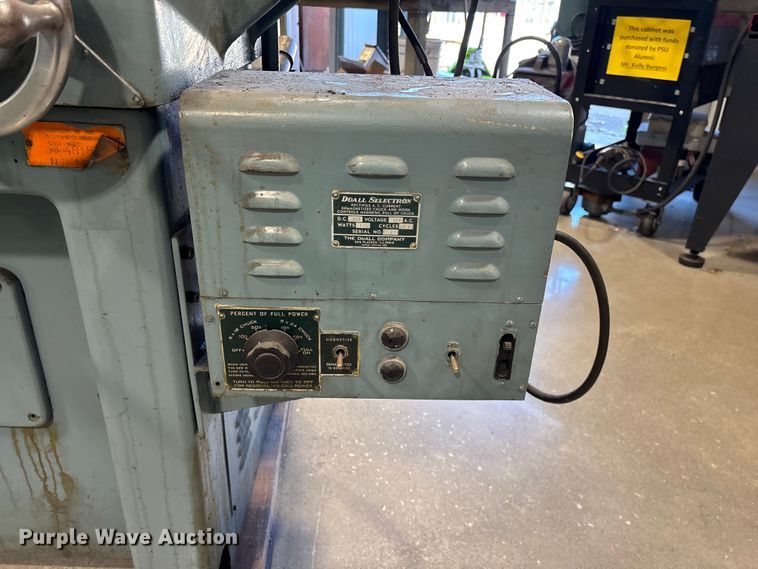 image for item EO4277 DoAll D-6 grinder