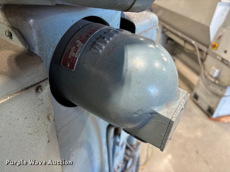 image for item EO4277 DoAll D-6 grinder